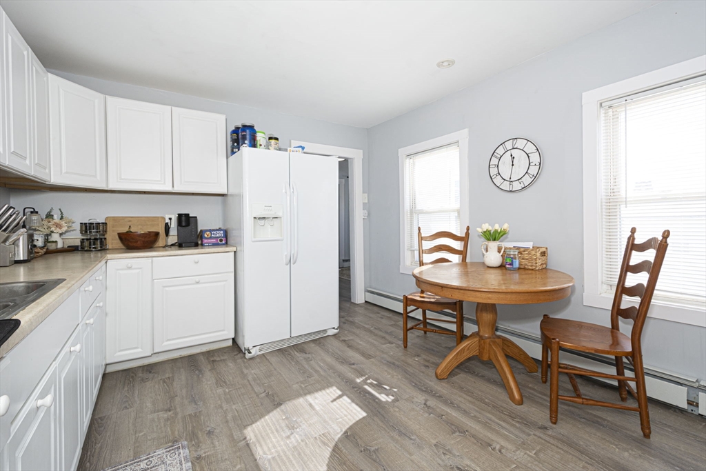 21 Orient Street Worcester, MA 01604 - Photo 7 of 29