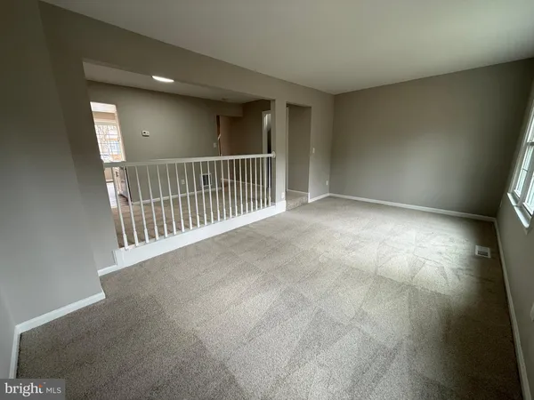 $3,100 | 4924 McFarland Drive, Fairfax, VA 22032