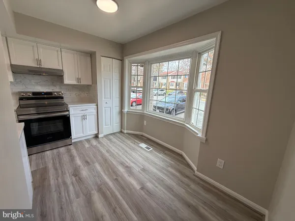 $3,100 | 4924 McFarland Drive, Fairfax, VA 22032
