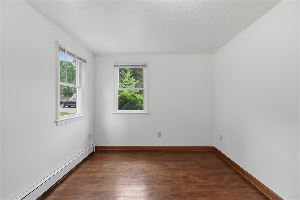 119 Vale Street Worcester, MA 01604 - Photo 15 of 31