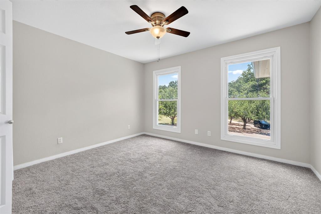 1201 Robbins Road Athens, TX 75751 - Photo 25 of 40 2nd Floor-Front Right Bedroom with Jack/ Jill Style Bathroom