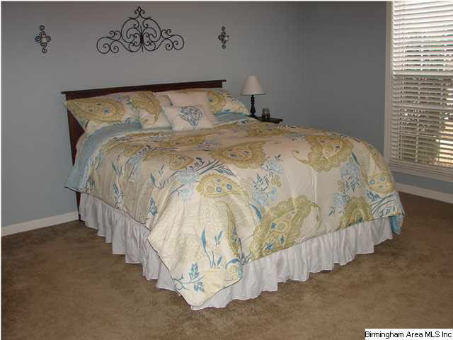 178 Silverstone Lane Alabaster, AL 35007 - Photo 12 of 30