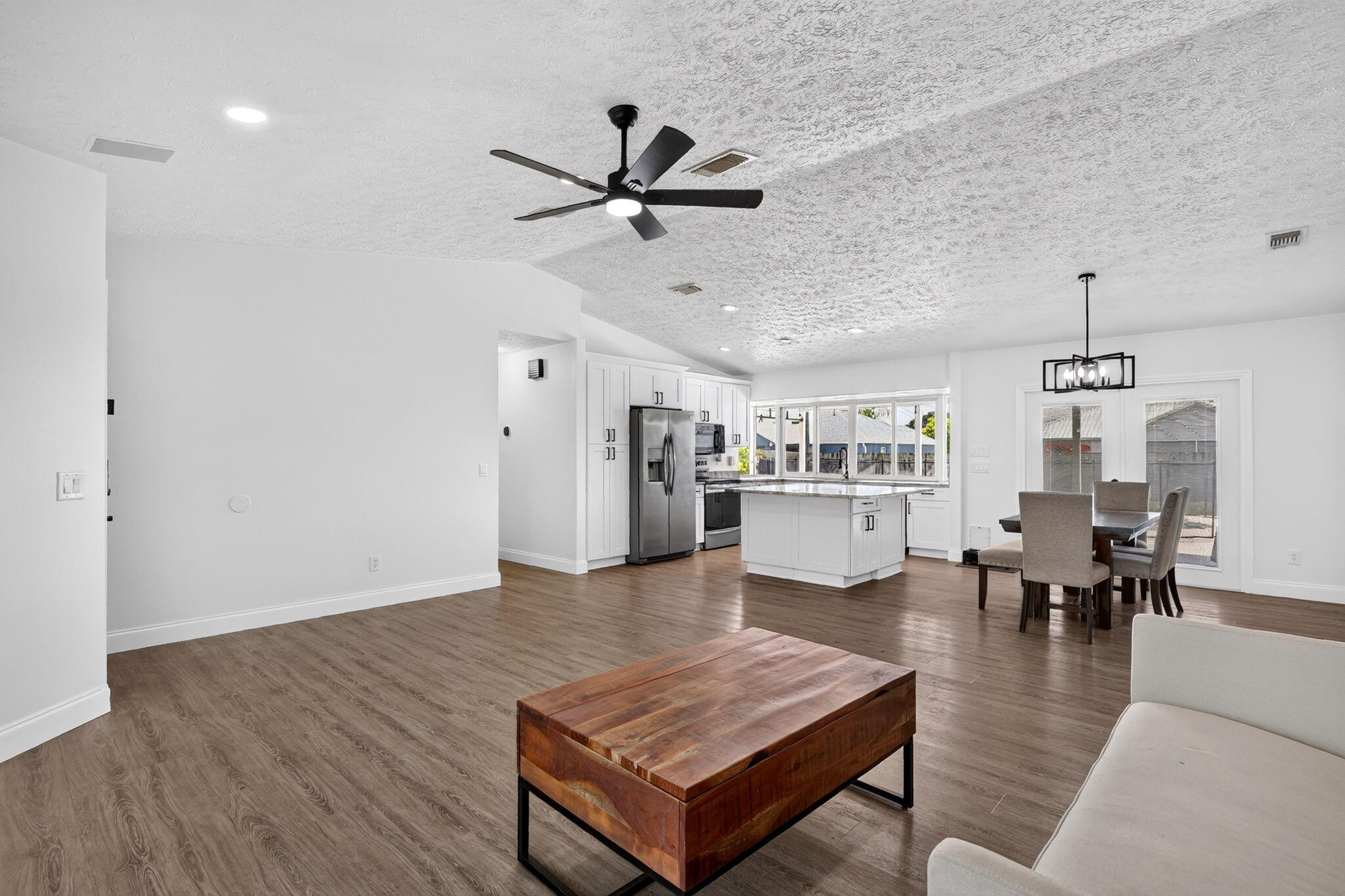 756 Southwest Ancona Road Port St. Lucie, FL 34953 - Photo 9 of 54 9-web-or-mls-5P1A6008