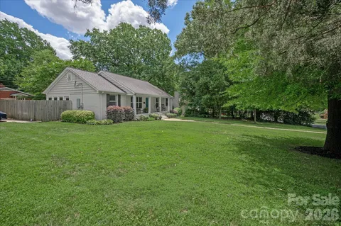 $599,000 | 5201 Glenham Drive, Charlotte, NC 28210