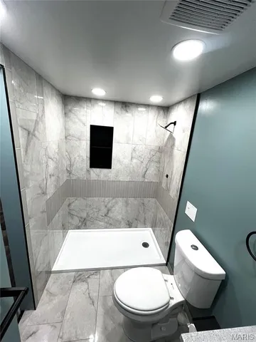 $169,500 | 9746 Newton Drive, Ferguson, MO 63136