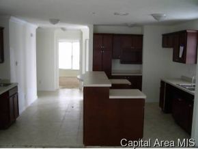 2919 South Meadowbrook Road, Unit 10 Springfield, IL 62711 - Photo 3 of 8