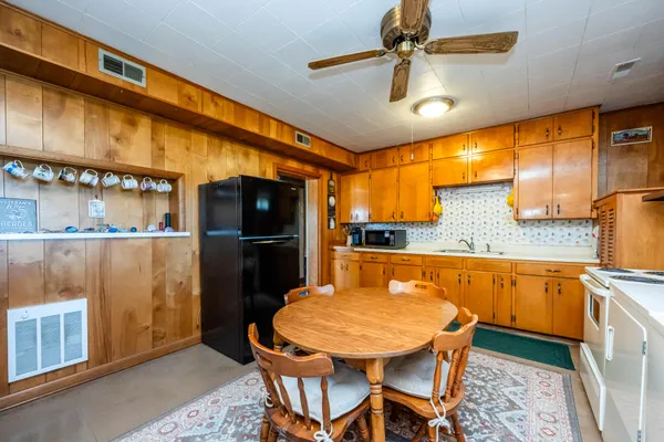 $309,000 | 7081 Highway 12, Three Oaks, MI 49128