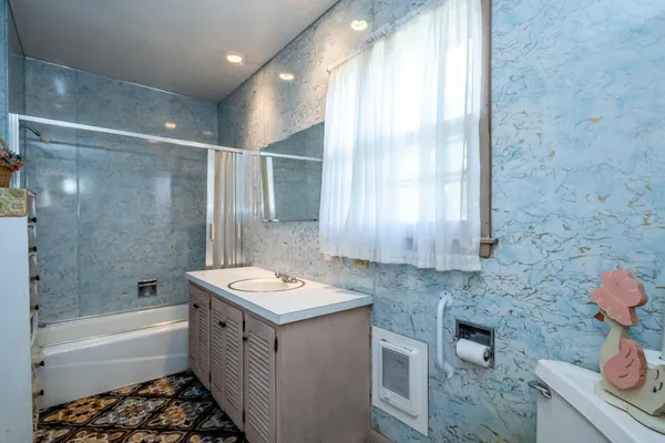 $309,000 | 7081 Highway 12, Three Oaks, MI 49128