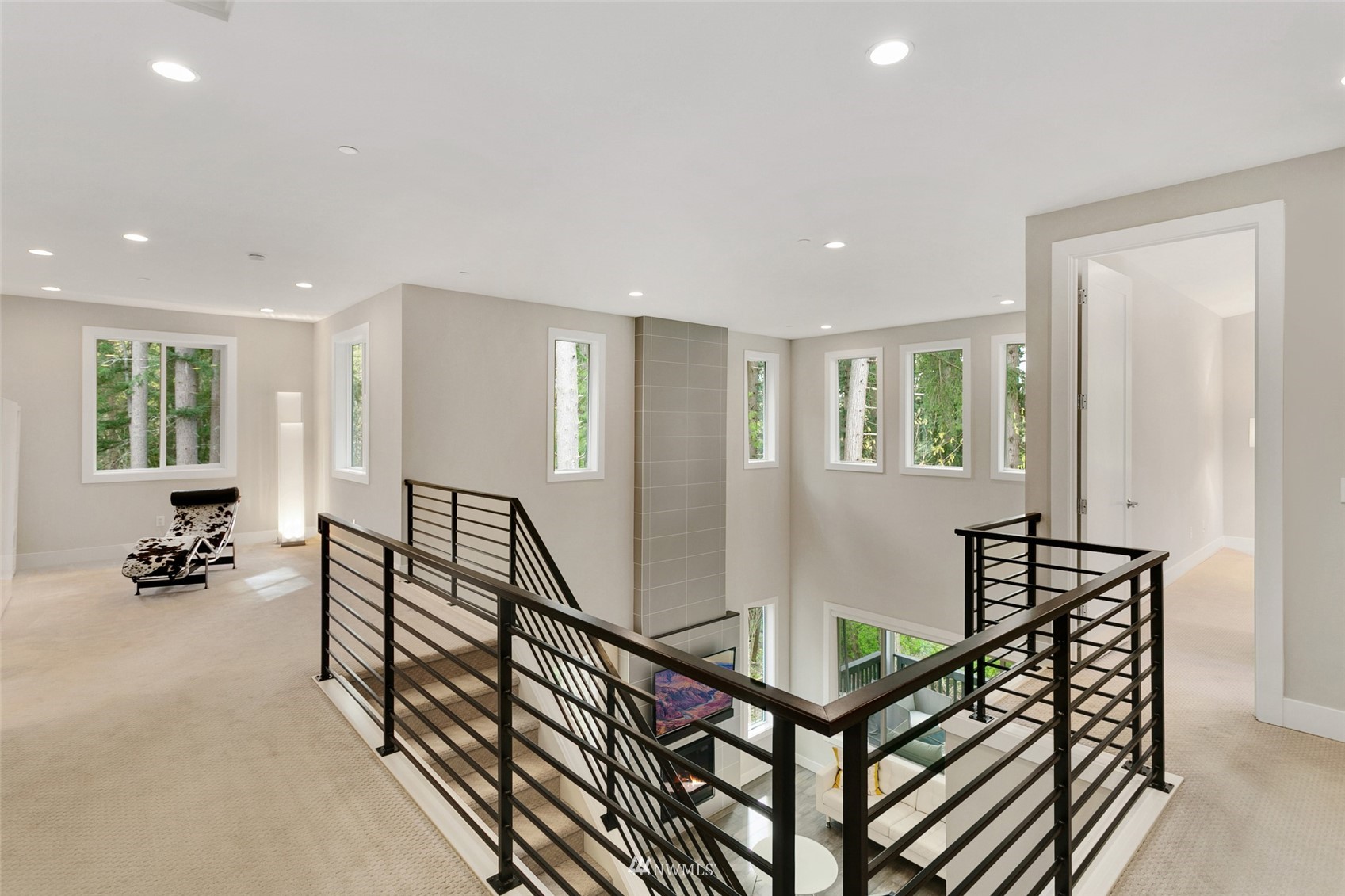 21899 Southeast 5th Place Sammamish, WA 98074 - Photo 16 of 35 a view of an entryway with workspace