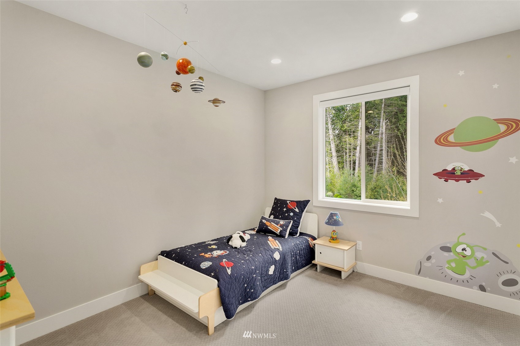 21899 Southeast 5th Place Sammamish, WA 98074 - Photo 21 of 35 a living room with furniture and window