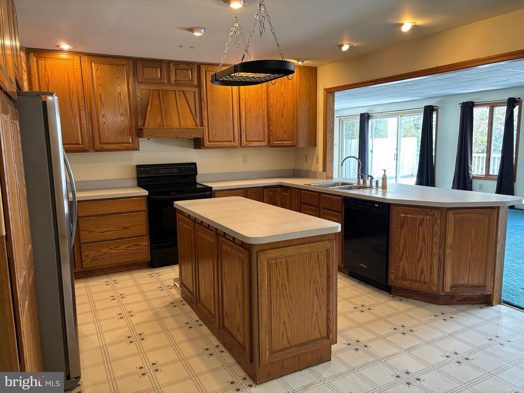 312 North Sandy Hill Road Coatesville, PA 19320 - Photo 9 of 23 a kitchen that has a sink in it