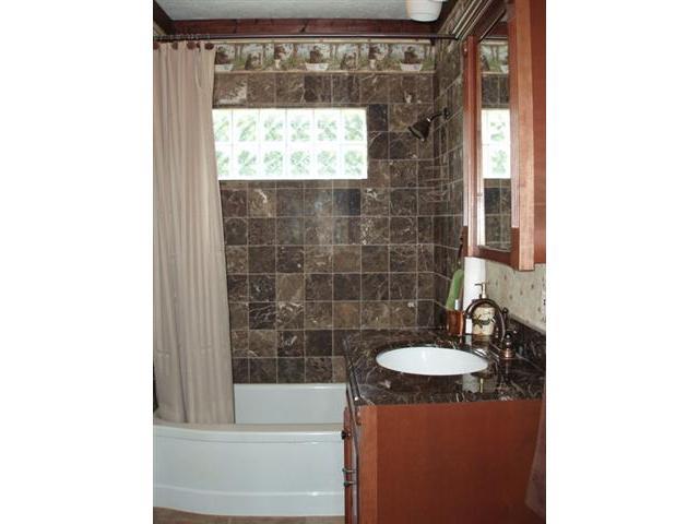 2803 West Country Club Road Connersville, IN 47331 - Photo 5 of 9 Gallery Image 5
