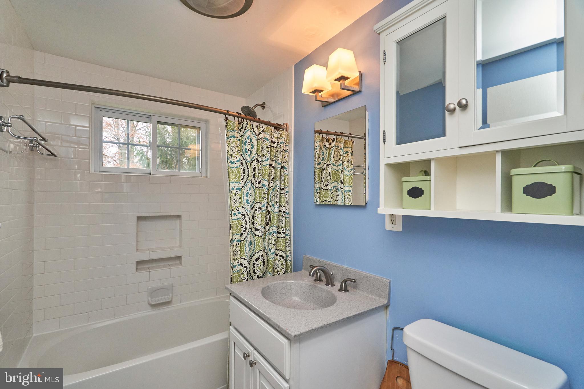 8805 Victoria Road Springfield, VA 22151 - Photo 9 of 11