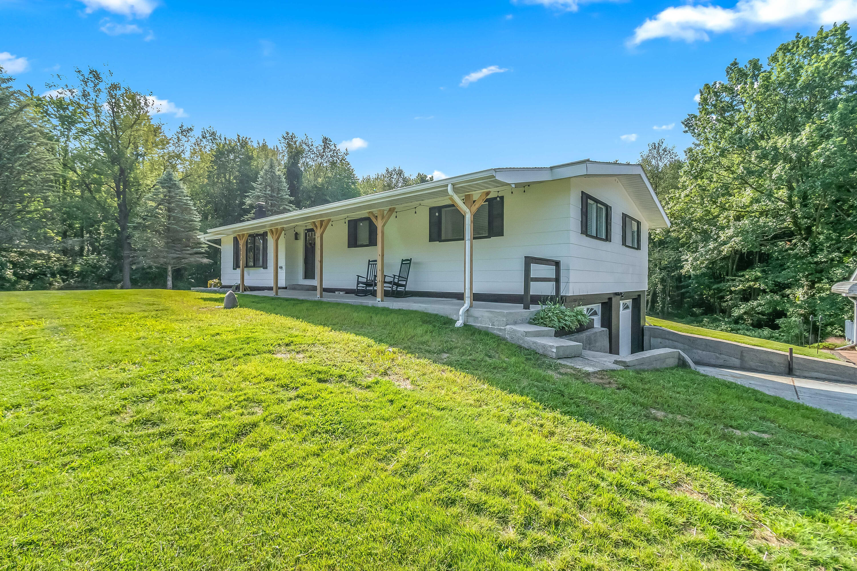 117 West Hatmaker Road Coldwater, MI 49036 - Photo 2 of 57 23