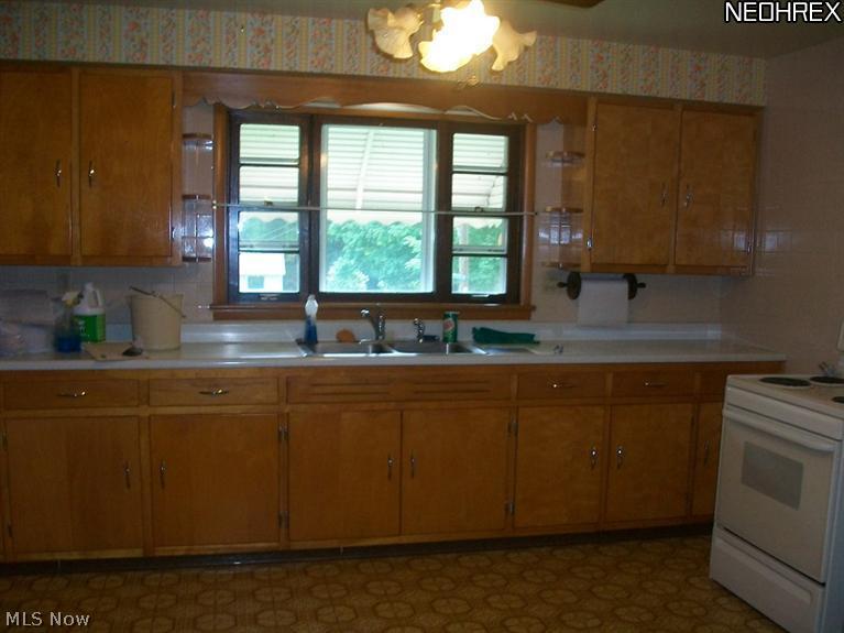 13103 Springfield Road New Springfield, OH 44443 - Photo 5 of 14