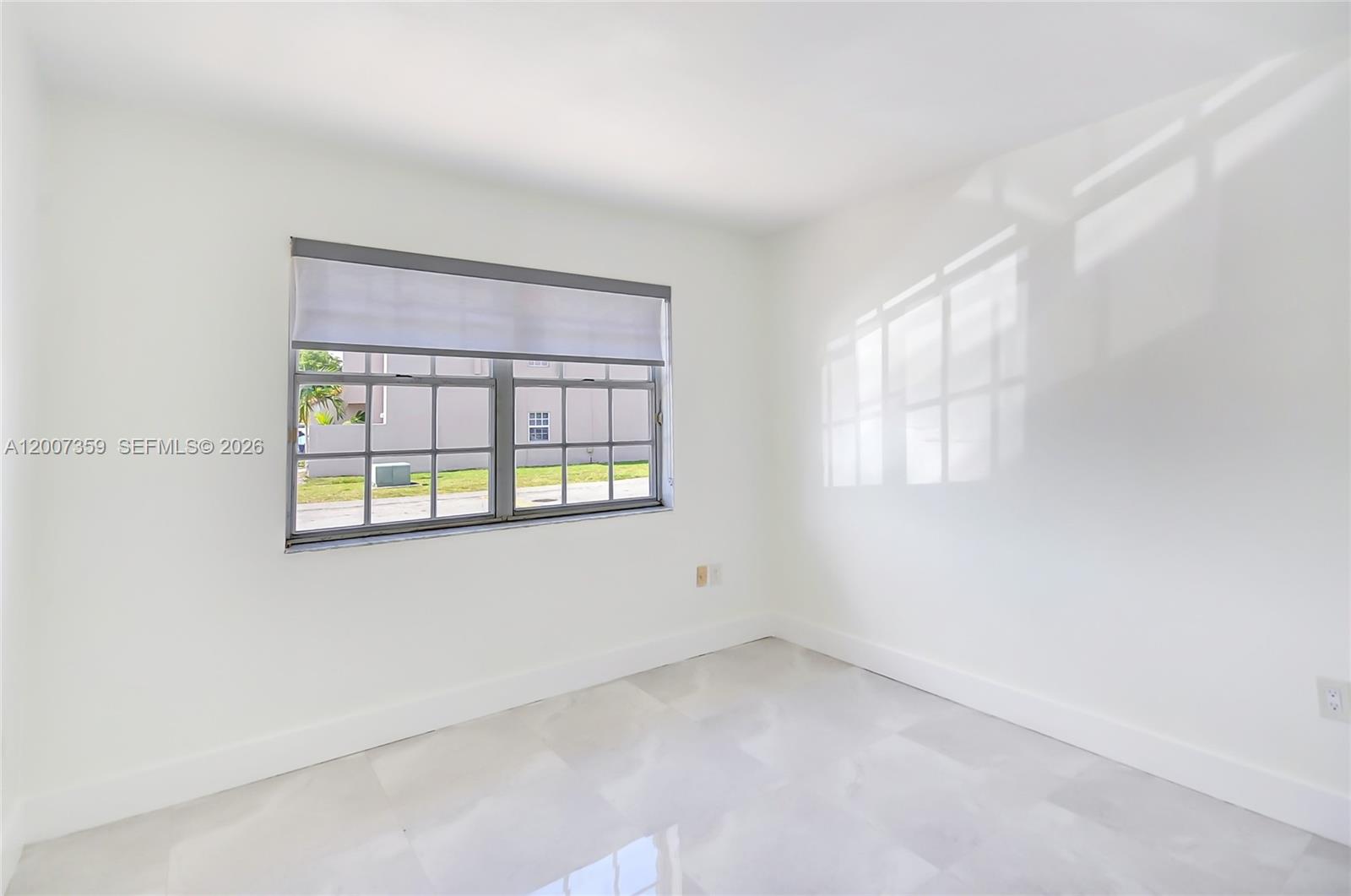 12909 Southwest 61st Terrace Miami, FL 33183 - Photo 18 of 35