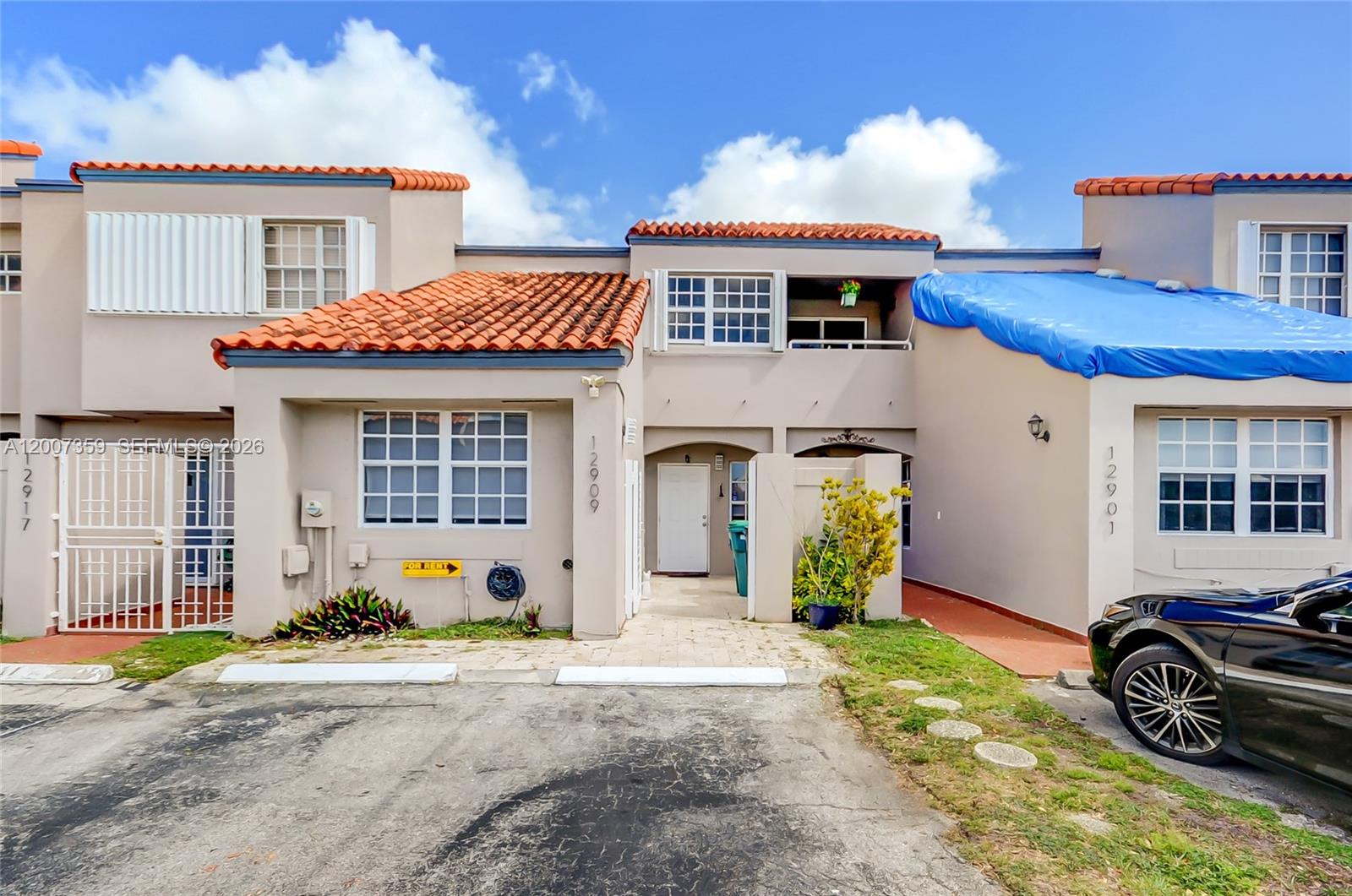 12909 Southwest 61st Terrace Miami, FL 33183 - Photo 2 of 35