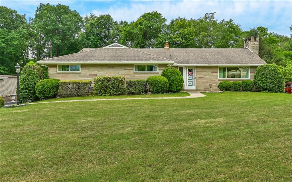 212 Beech Road Butler, PA 16001 - Photo 1 of 32 Gallery Image 1