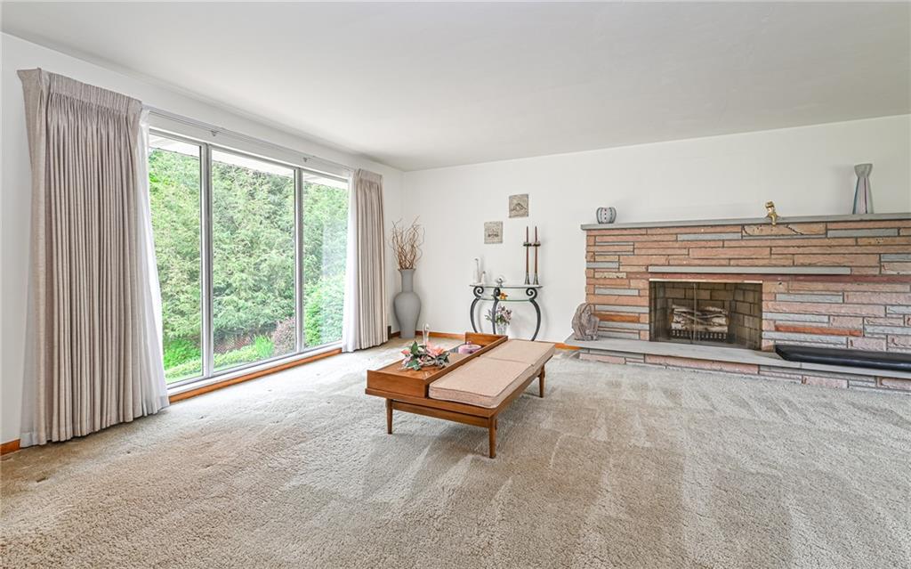 212 Beech Road Butler, PA 16001 - Photo 5 of 32 Gallery Image 5