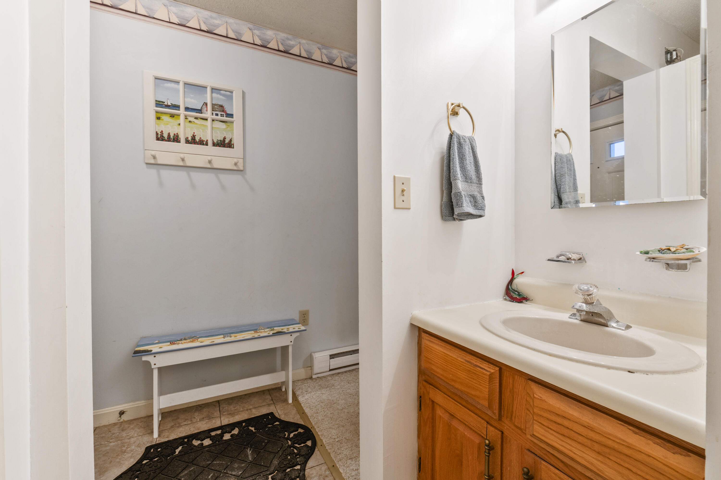 1762 Post Road, Unit 206 Wells, ME 04090 - Photo 13 of 42 1762 Post Rd Unit 206_121