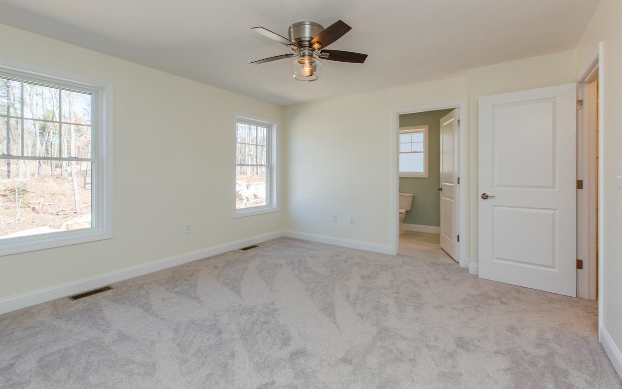 3 Basswood Road Pelham, NH 03076 - Photo 21 of 33