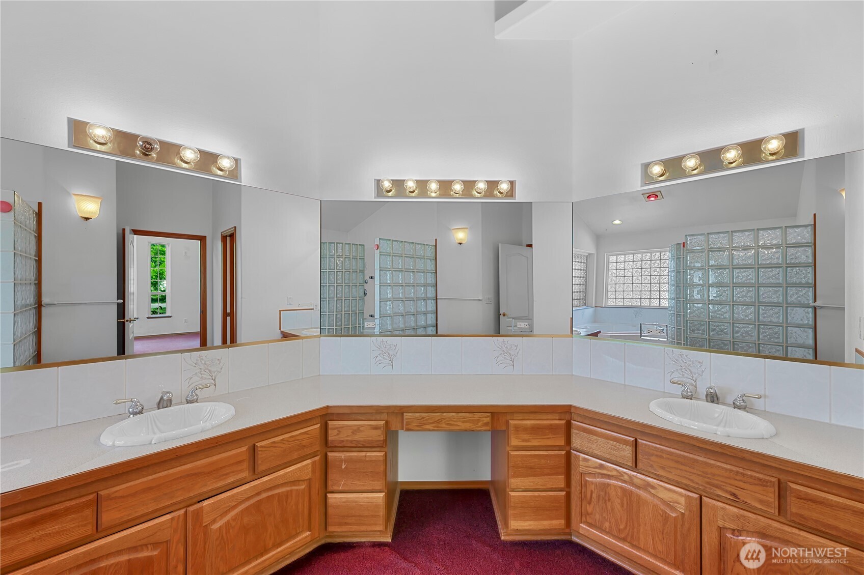 4077 Tarte Road Blaine, WA 98230 - Photo 21 of 39