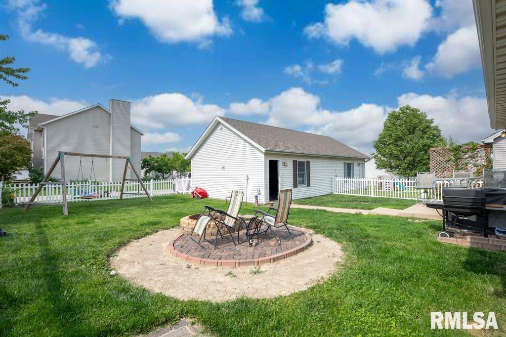 920 Bull Street Normal, IL 61761 - Photo 20 of 21 Gallery Image 20
