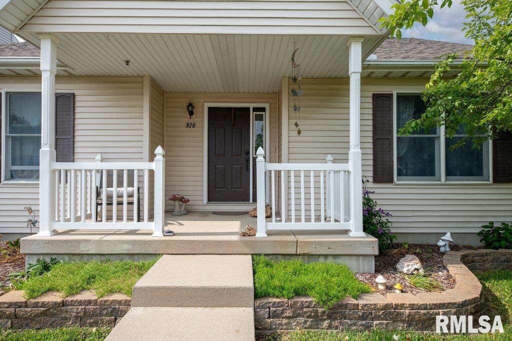 920 Bull Street Normal, IL 61761 - Photo 2 of 21 Gallery Image 2