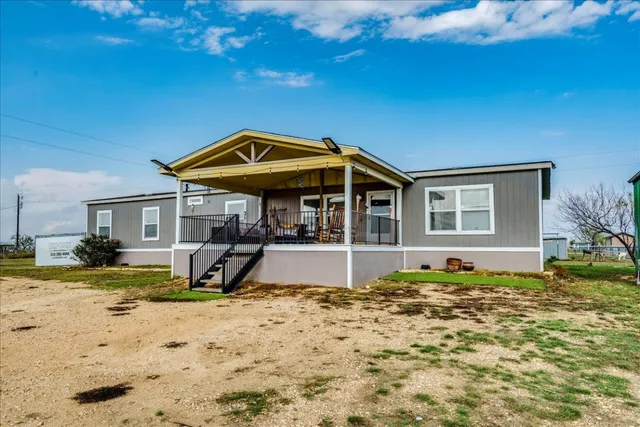 $450,000 | 114 Gran Cielo, Elgin, TX 78621