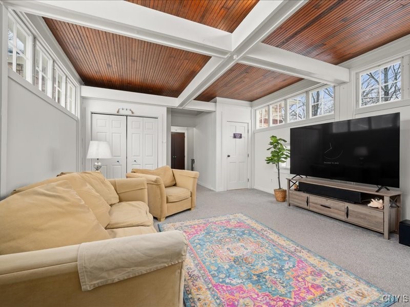 6 Ironwood Road New Hartford, NY 13413 - Photo 11 of 43 Family room is spacious and calming. So much chara