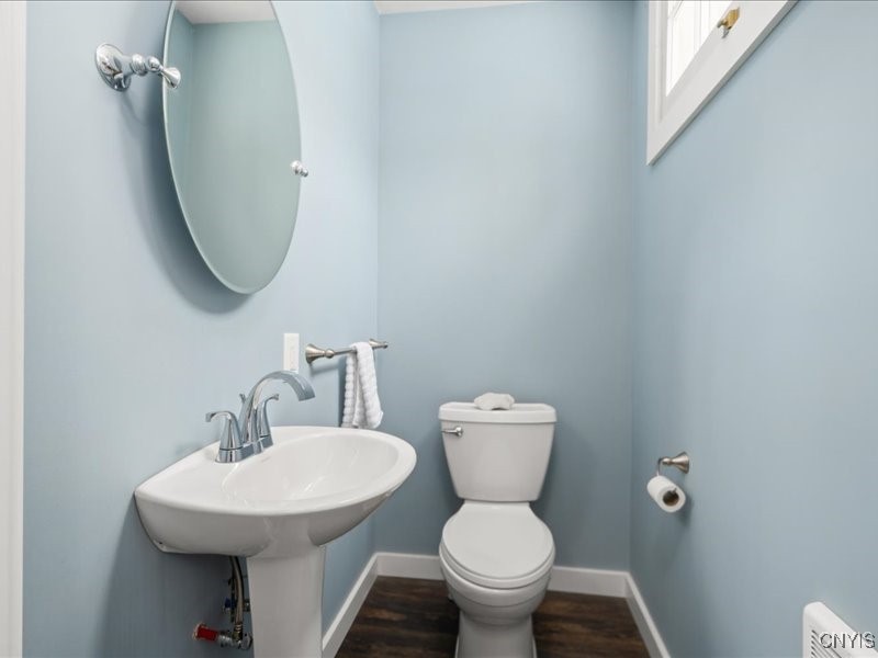 6 Ironwood Road New Hartford, NY 13413 - Photo 14 of 43 1/2 Bath in Family Room looks brand new!