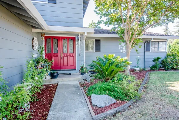 $719,000 | 417 Baylor Drive, Woodland, CA 95695