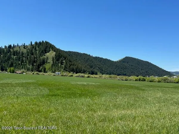 $1,307,500 | 5002 Fairview Spg Crk Road, Fairview, WY 83119