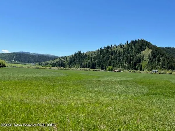 $1,307,500 | 5002 Fairview Spg Crk Road, Fairview, WY 83119