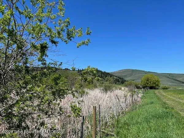 $1,307,500 | 5002 Fairview Spg Crk Road, Fairview, WY 83119