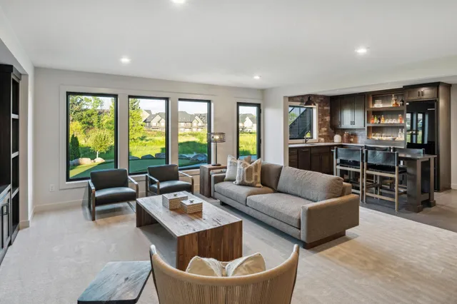 $1,800,000 | 4740 Ogden Trail Lane North, Stillwater, MN 55082