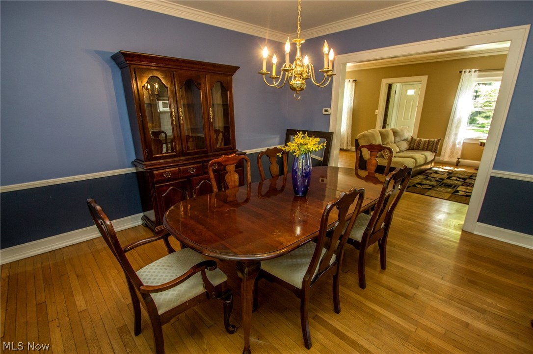 2624 Eaton Road Cleveland, OH 44118 - Photo 6 of 35