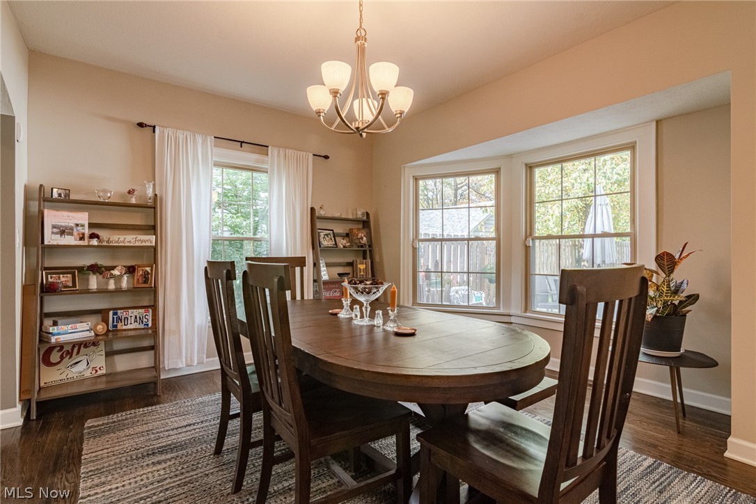 16817 Fernway Road Cleveland, OH 44120 - Photo 9 of 35