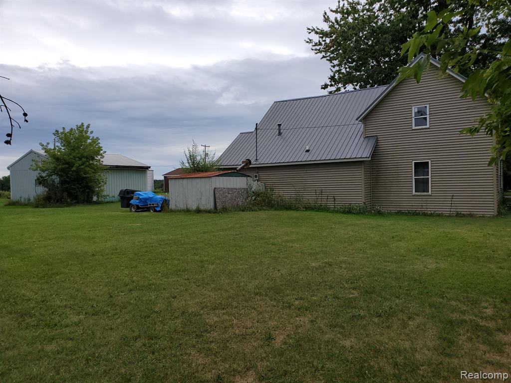 15950 Nelson Road Hemlock, MI 48626 - Photo 10 of 33