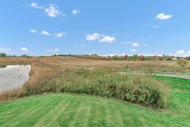 $580,000 | 2660 Harnish Drive, Algonquin, IL 60102