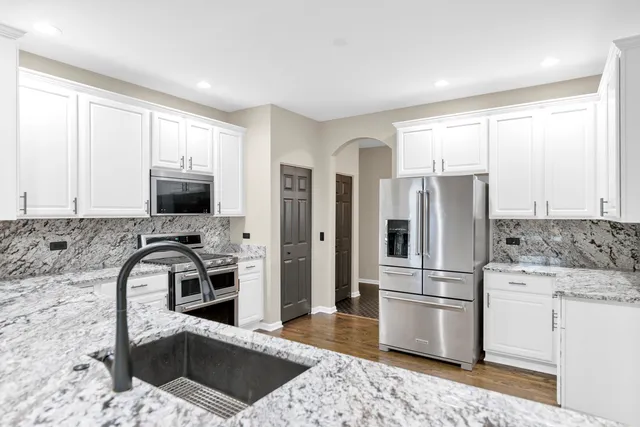 $580,000 | 2660 Harnish Drive, Algonquin, IL 60102