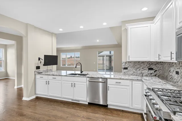 $580,000 | 2660 Harnish Drive, Algonquin, IL 60102