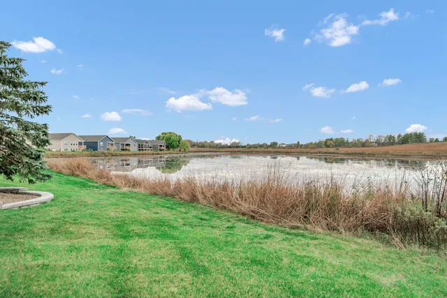 $580,000 | 2660 Harnish Drive, Algonquin, IL 60102