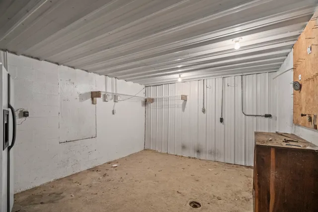 $359,900 | 352 Blue Door Road, Portland, TN 37148