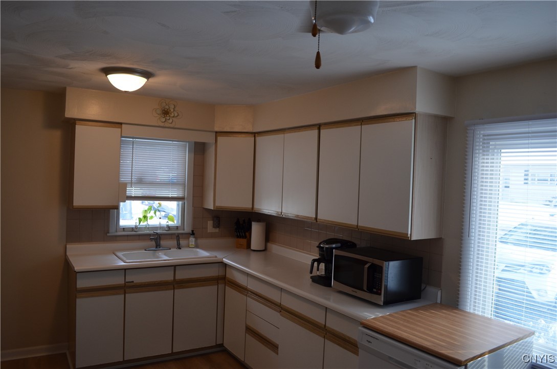 409 Cosby Road Utica, NY 13502 - Photo 7 of 25