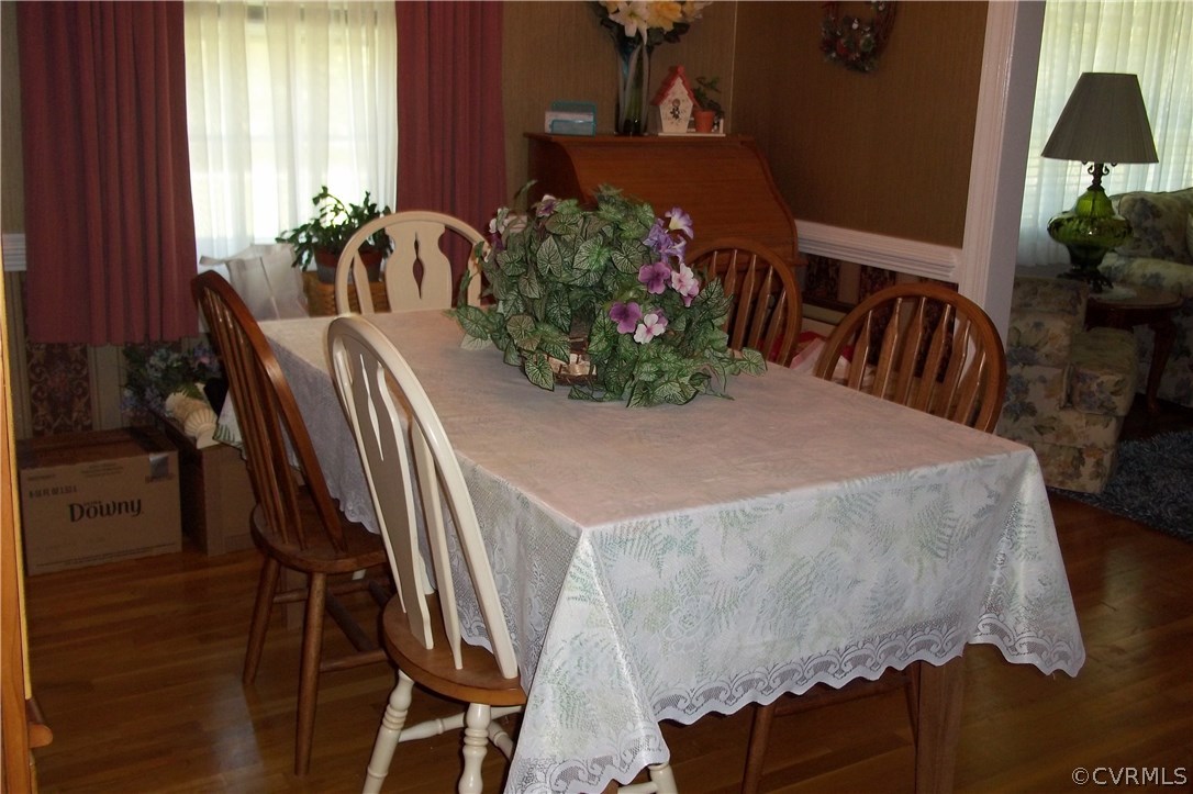 19613 Genito Road Moseley, VA 23120 - Photo 14 of 22 a view of balcony with furniture