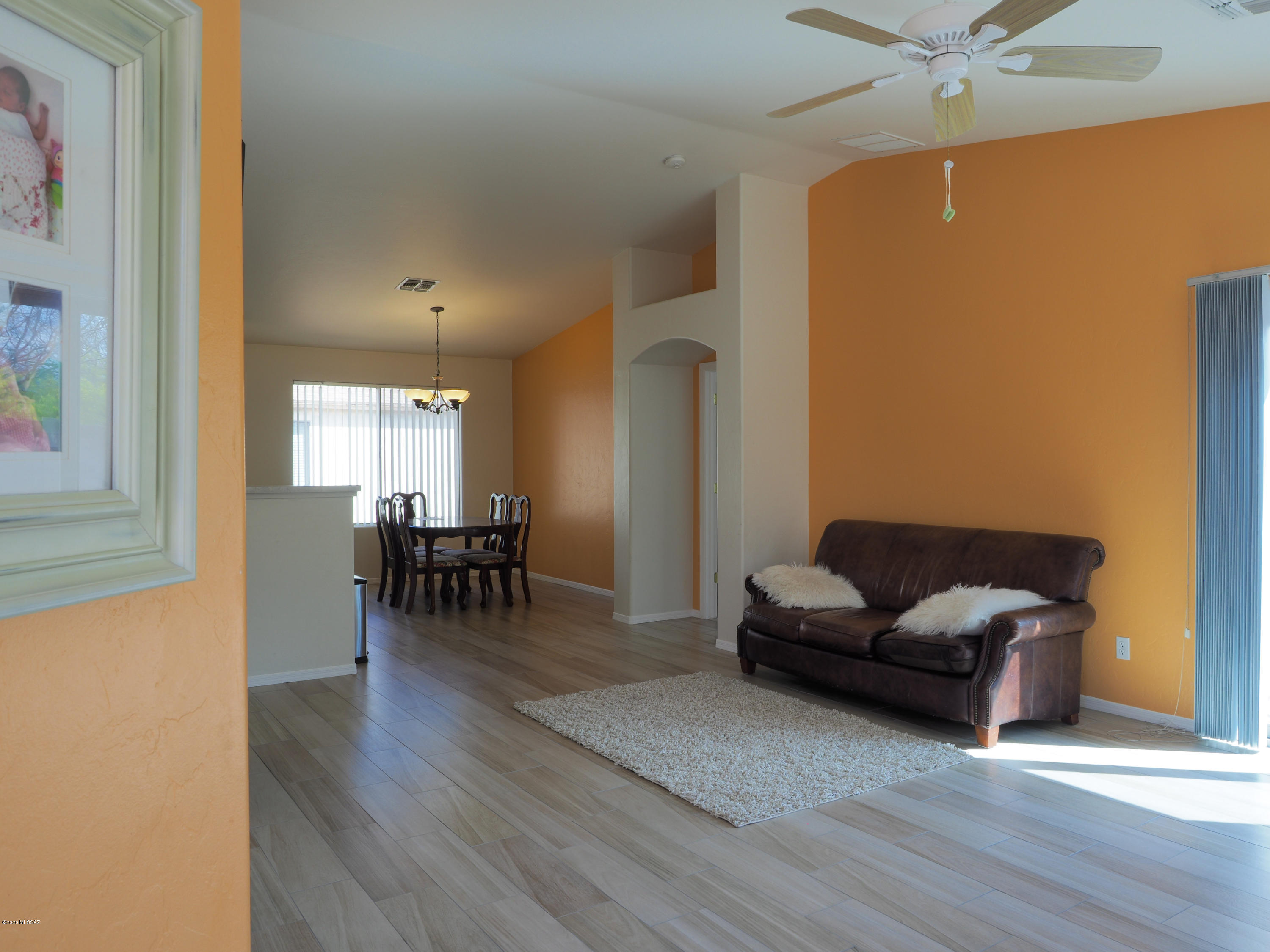 4493 South Valley Road Tucson, AZ 85714 - Photo 3 of 34