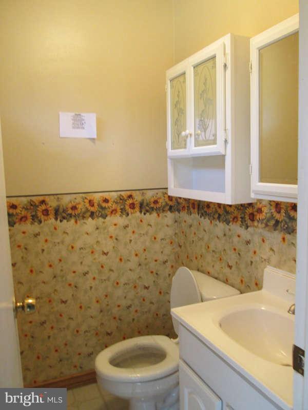 1210 Prince Street Dunkirk, MD 20754 - Photo 8 of 13 Bath (Master)
