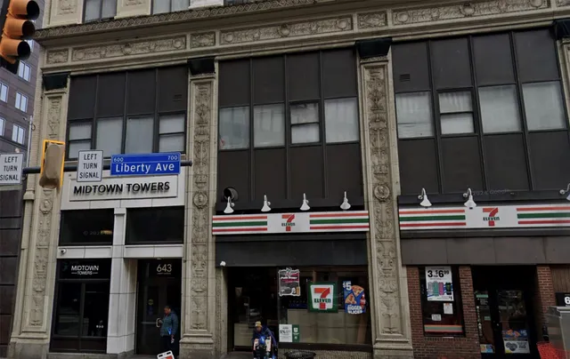 $350 | 643 Liberty Avenue, Pittsburgh, PA 15222