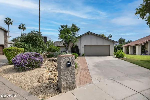 $550,000 | 975 East Lobster Trap Lane, Tempe, AZ 85283